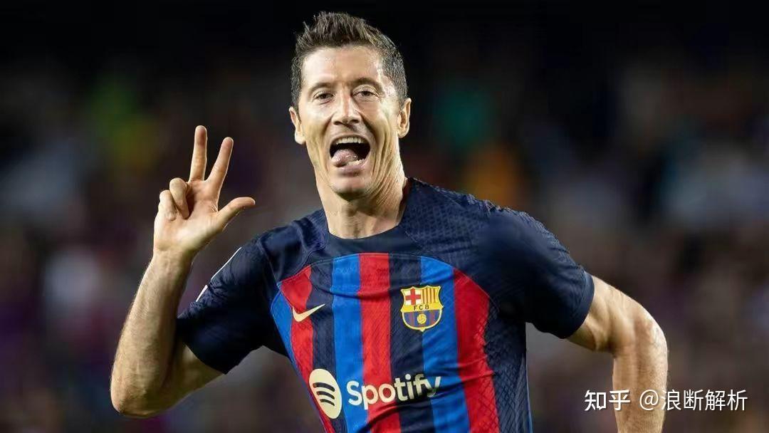 赛后塞维利亚回应争议：荷甲节点到来，球迷炸锅，纪律约束更严格 