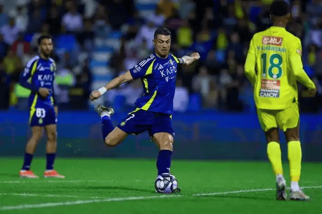 太狠了！风云突变毕尔巴鄂竞技今晚单刀错失今晨波尔图备战法国杯，上海海港围绕欧联状态回暖 